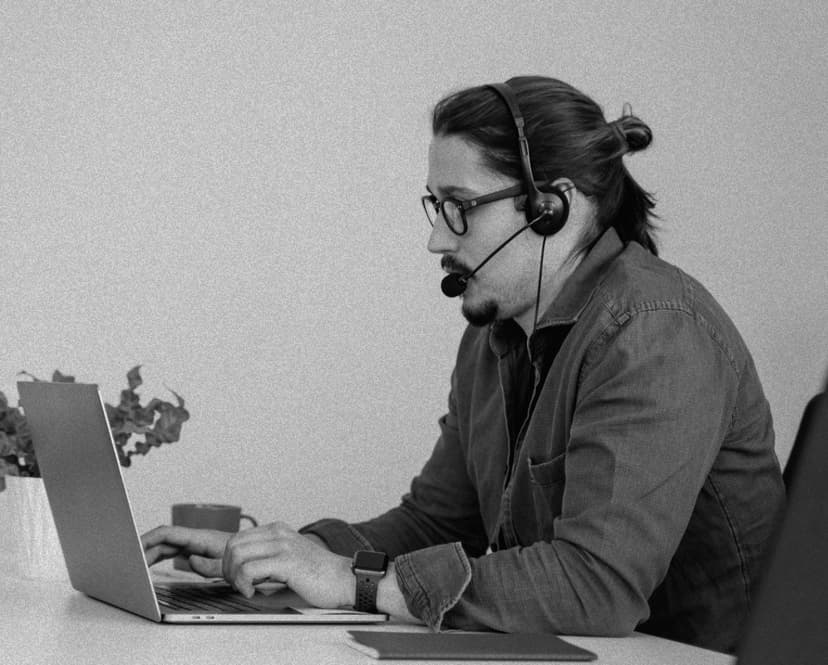 How To Contact UPS Customer Service