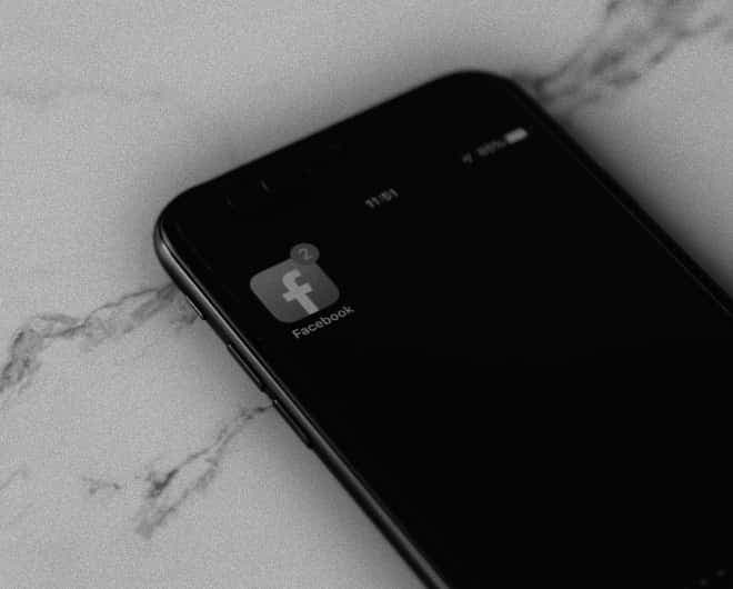 How to Contact Facebook Customer Service